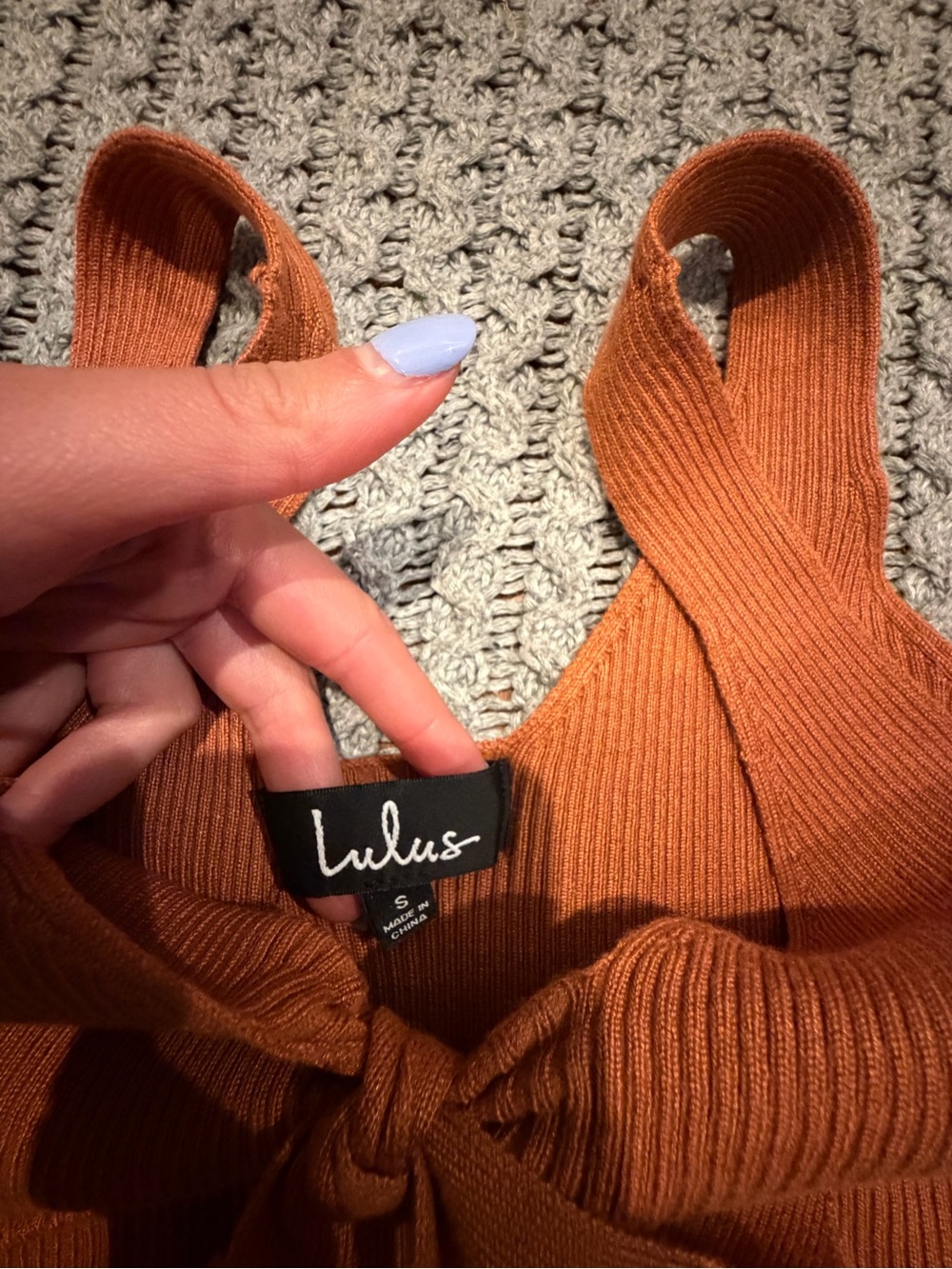 Lulu's Rust Tie-Front Ribbed Crop Top - Picture 3 of 4